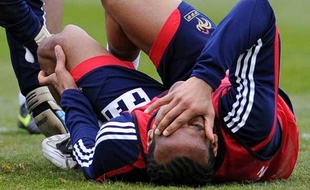 Le Rennais Jimmy Briand a été victime d'une luxation de la rotule lors de l'entraînement des Bleus le 25 mars 2009.