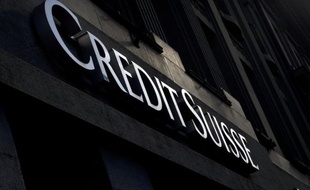 Le Parquet allemand de Coblence a ordonnné des centaines de perquisitions mardi et mercredi en Allemagne et enquête contre des salariés de Credit Suisse soupçonnés d'avoir aidé des citoyens allemands à frauder le fisc, a appris l'agence allemande DPA.