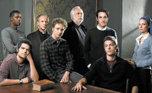 La saisons 1 compte huit épisodes. Une saison 2 est en écriture.
