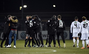 Les joueurs de Chambly ont éliminé Strasbourg en quarts de finale de la Coupe de France.