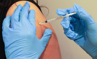 Vaccination contre le Covid-19 à Paris, le 13 juillet 2021 (illustration).