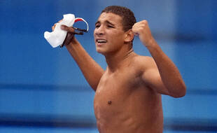 Ahmed Hafnaoui, immense surprise de la première journée olympique en natation.