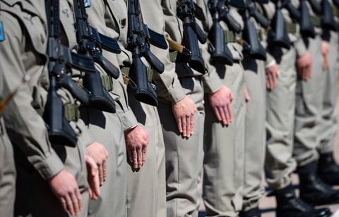 « On m’a ouvert les chakras »… Quand les militaires se reconvertissent