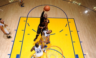 LeBron James, star des Cleveland Cavaliers, le 20 juin 2016, contre Golden State.