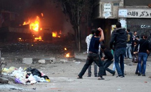 Heurts entre policiers et partisans des Frères musulmans, le 17 janvier 2014 au Caire