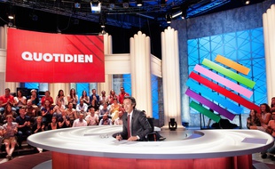 Yann Barthès anime «Quotidien», sur TMC.