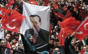 Strasbourg, le 4 octobre 2015 - Le président turc Recep Tayyip Erdogan fait un meeting devant 12.000 personnes au Zénith de Strasbourg sur le thème «Unité contre le terrorisme».
