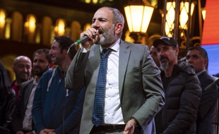Le chef de l'opposition arménienne Nikol Pachinian a été élu mardi 8 mai 2018, Premier ministre par le Parlement de cette ex-république soviétique du Caucase du Sud.