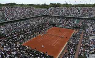 Une vue de haut du Central de Roland-Garros, le 24 mai 2015