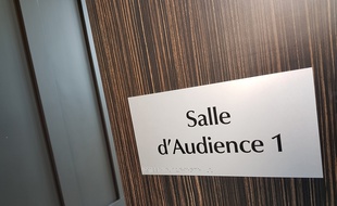 Salle d'audience du tribunal administratif de Lille.