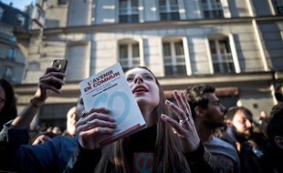 Paris, le 23 avril 2017. Au premier tour de l'élection présidentielle, La France insoumise se situait juste derrière Emmanuel Macron dans le Val-d'Oise.