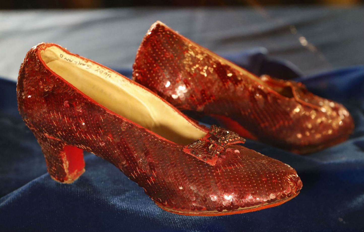 Le Magicien d Oz Les mythiques chaussures rouges retrouv es 13