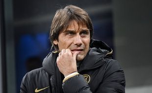 Antonio Conte, l'entraîneur de l'Inter Milan, a reçu une lettre anonyme accompagnée d'une balle.