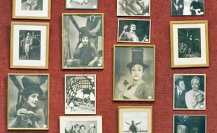 Des costumes, photos, livres, meubles ayant appartenuà Marcel Marceau seront vendus à Drouot-Richelieu aujourd'hui et demain.