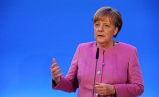 La chancelière allemande Angela Merkel s'exprime devant son parti le CDU, le 8 janvier 2016 à Mayence
