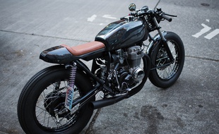 Une moto, illustration