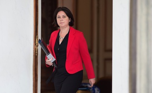 Sylvia Pinel, la ministre du Logement le 24 juin 2015 devant l'Elysée.