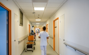 Une infirmière, à Dijon.