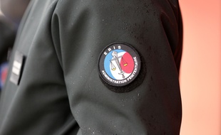 Deux surveillants ont été blessés par un détenu radicalisé à Condé-sur-Sarthe.