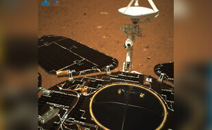 Le rover chinois Zhurong s'est posé sur Mars le 14 mai 2021.