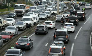 L'arrivée des VTC a modifié les usages des Français qui du coup empruntent moins les taxis, les transports en commun et certains sont allés jusqu'à renoncer à acheter un véhicule