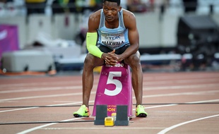 Le Botswanien Isaac Makwala, un des favoris sur 200m lors des Mondiaux de Londres, a dû déclarer forfait à cause d'une épidémie de gastro-entérite dans un hôtel officiel.