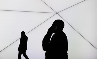 Le prix des services mobiles a chuté de 27,2% en 2013 selon l'Arcep