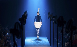 La Bigoudène, revue et corrigée par Jean Paul Gaultier.