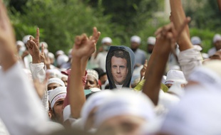Manifestation contre la France, à Dacca au Bangladesh le 2 novembre 2020.