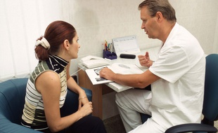 Dès qu'une femme reconnaît les symptômes de l'endométriose, elle doit rapidement passer un bilan complet pour poser un diagnostic.