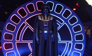 Le costume de Darth Vader à la Star Wars Identities