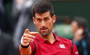 Novak Djokovic lors de son 8e de finale face à Bautista Agut, le 1er juin 2016.