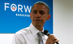 Capture d'écran d'une vidéo montrant le président Barack Obama verser une larme lors d'un discours de remerciement à son équipe de campagne, le 7 novembre 2012, à Chicago (Etats-Unis).
