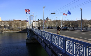 A Lyon sur le pont Morand.