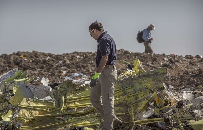 VIDEO. Crash d'Ethiopian Airlines: Les boîtes noires du Boeing 737 MAX 8 vont être envoyées en Europe