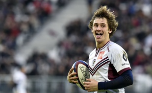 Baptiste Serin, le demi de mêlée ou d'ouverture de l'UBB, lors du match contre Toulon, disputé le 14 février 2016 au Nouveau stade de Bordeaux.
