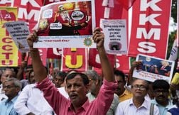 La surtaxe douanière sur les produits indiens passe à 50 %