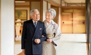 L'empereur Akihito et l'impératrice Michiko au Palais impérial, à Tokyo, le 21 décembre 2018.