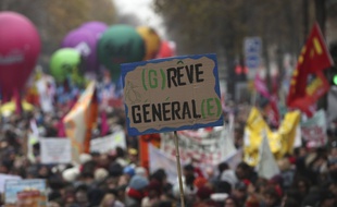 Lors de la manifestation parisienne du 5 décembre contre la réforme des retraites.