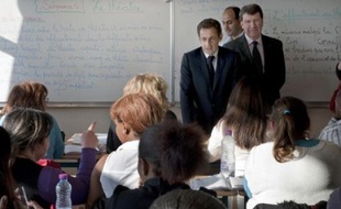 Huit mesures concernent l'action de la police, dont la mise en place d'une police d'agglomération et la création de "groupes spécialisés" pour traiter les violences urbaines et des bandes.