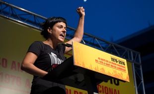 La justice espagnole a lancé mercredi 21 février 2018 un mandat d'arrêt applicable uniquement en Espagne contre l'indépendantiste catalane Anna Gabriel, qui s'est exilée en Suisse.