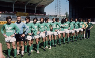 Photo de l'équipe de Saint-Etienne avant sa finale contre Munich, en 1976