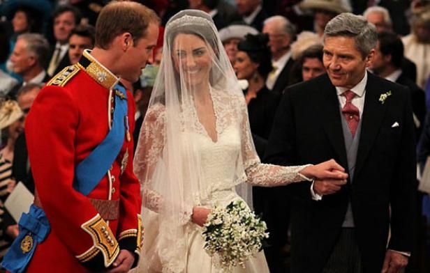 Mariage de William et Kate de la robe au baiser revivez les moments cle en video
