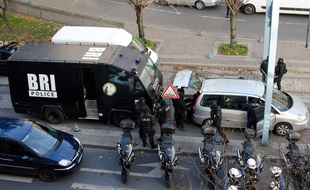 Des policiers de la BRI en intervention à Saint-Denis, le 18 novembre 2015.