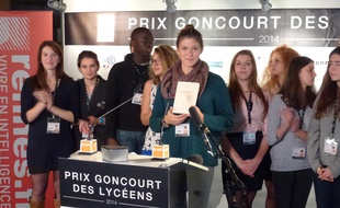 La remise du Goncourt des lycéens à David Foenkinos en 2014 à Rennes.