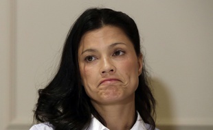 L'actrice norvégienne Natassia Malthe a donné une conférence de presse à New York, le 25 octobre 2017.