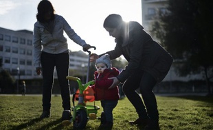 Une famille homoparentale, au Portugal, le 23 février 2014.