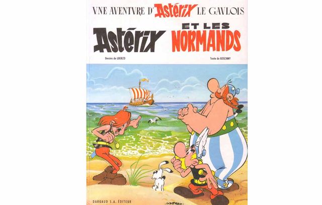 Oh le vilain piège, ce n’était pas la barque de la « Grande traversée » mais le bateau d' « Astérix et les Normands », de 1966 (et du charmant Olaf Grossebaf).