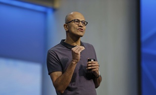 Satya Nadella, à la conférence Build en 2016. Illustration