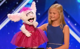 L'incroyable talent de cette petite fille bluff le jury de America's Got Talent - Le Rewind (video)